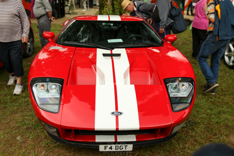 Illustration for article titled Classic British Welcome Photos (Le Mans Carshow)